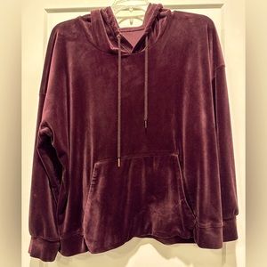 GREEN TEA Velour Pullover with Hood